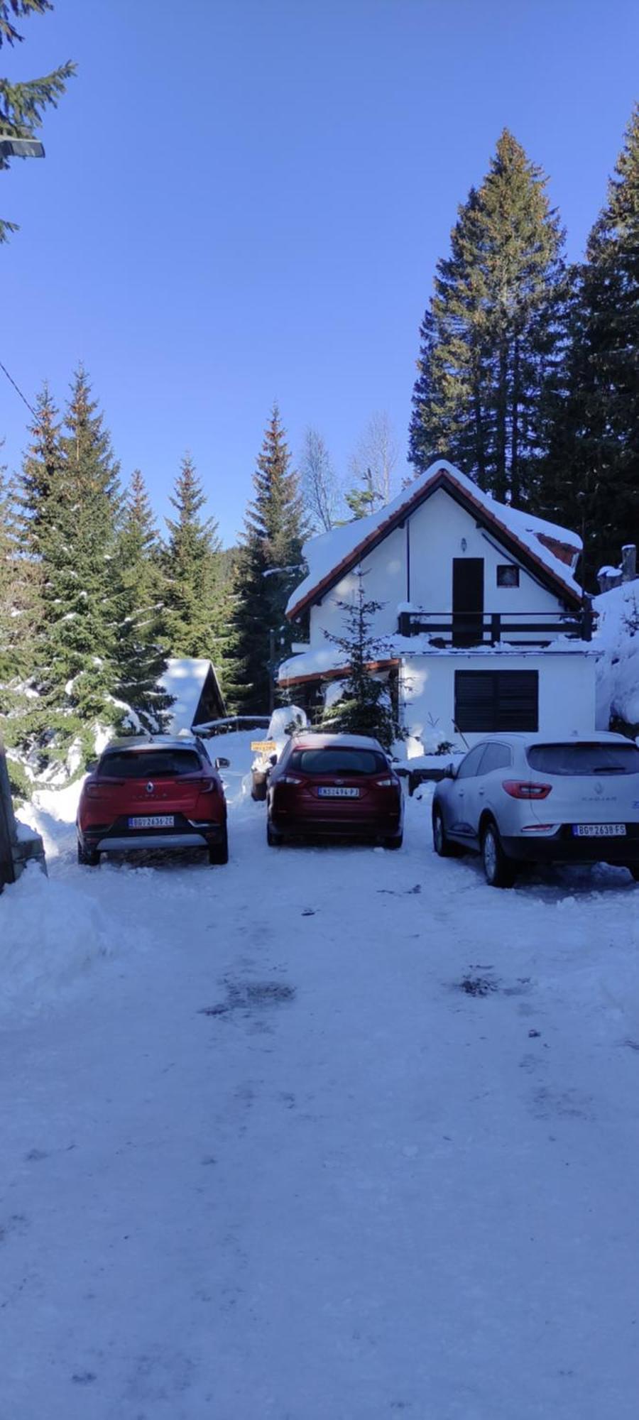Uki & Sofi Mountain House Hotel Kopaonik Luaran gambar